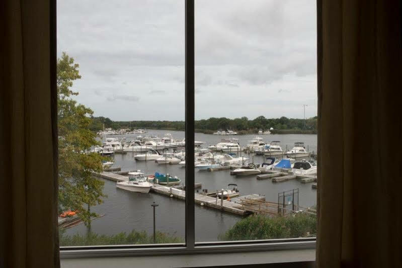 Hyatt Place Long Island East End リバーヘッド エクステリア 写真